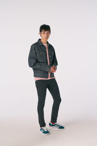 Comment porter des chaussettes rouges à l'adolescence