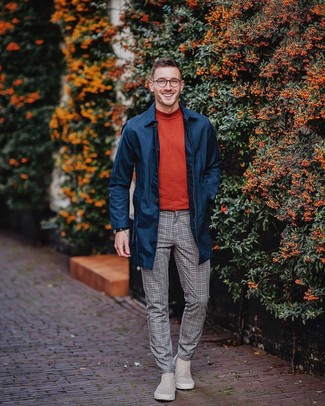 Comment porter un pull à col roulé rouge pour un style chic decontractés