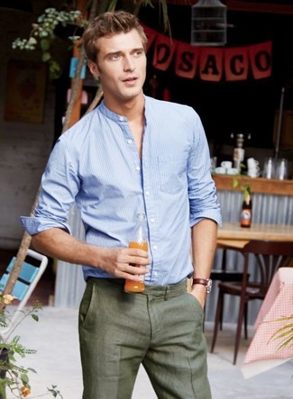 Comment porter une montre rouge pour un style chic decontractés quand il fait chaud