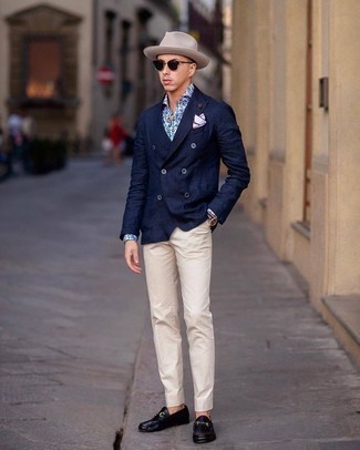 Comment porter une montre rouge pour un style elégantes en été