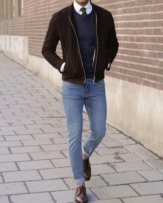 Comment porter une montre rouge pour un style chic decontractés quand il fait chaud