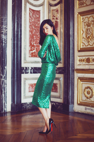 Comment porter une robe fourreau pailletée verte: Porte une robe fourreau pailletée verte pour se sentir en toute confiance et être à la mode. Une paire de escarpins en cuir noirs est une option avisé pour complèter cette tenue.