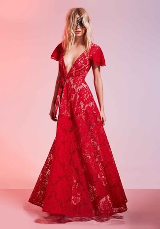 Comment porter une robe en dentelle rouge: Pense à opter pour une robe en dentelle rouge pour affronter sans effort les défis que la journée te réserve.