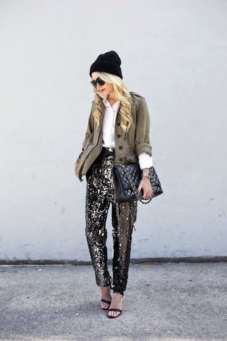 Comment porter un pantalon pailleté au printemps