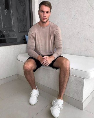 Comment porter un short avec des chaussures de sport