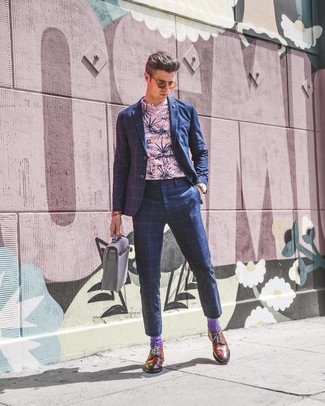 Comment porter une serviette argentée pour un style chic decontractés