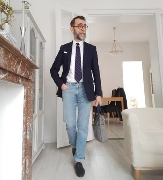 Comment porter une serviette argentée