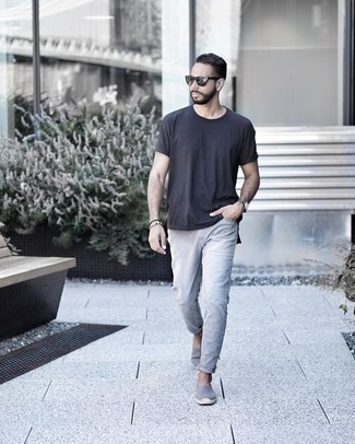 Comment porter des espadrilles argentées