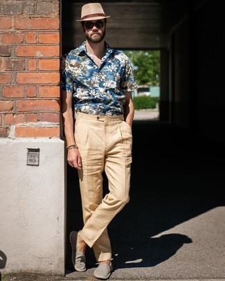 Comment porter des espadrilles argentées pour un style chic decontractés