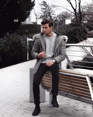 Comment porter une veste argentée pour un style decontractés quand il fait froid