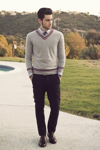 Comment porter un pull argenté