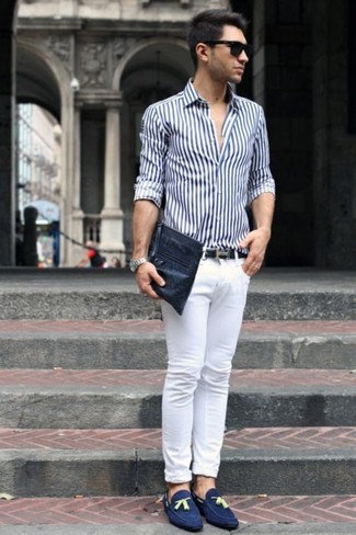 Comment porter un jean skinny avec des mocassins à pampilles
