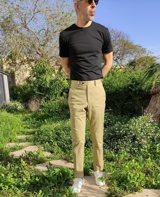 Comment porter des chaussettes quand il fait très chaud après 50 ans