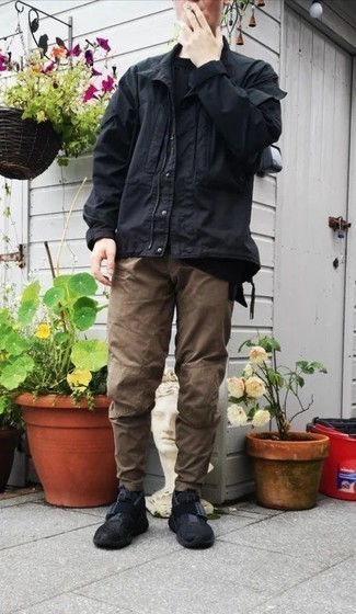 Comment porter des chaussettes en automne