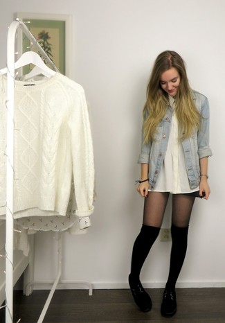 Comment porter des chaussettes avec une jupe