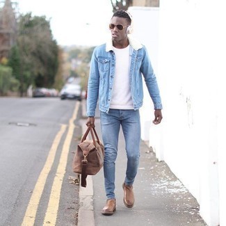 Comment porter un sac en daim pour un style decontractés
