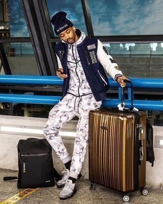 Comment porter une valise pour un style relax quand il fait chaud