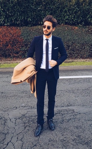 Comment porter des lunettes de soleil pour un style elégantes