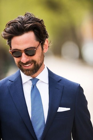 Comment porter des lunettes de soleil pour un style elégantes