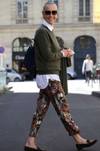 Comment porter un pull pour un style chic decontractés quand il fait chaud après 60 ans