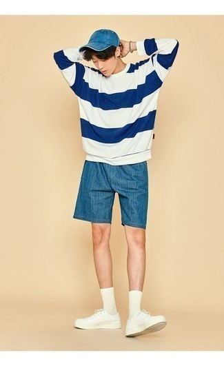 Comment porter un pull pour un style decontractés en été à l'adolescence