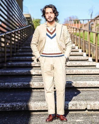 Comment porter un pull en v sans manches pour un style elégantes