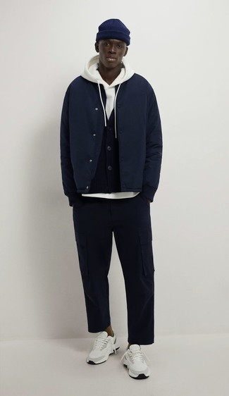 Comment porter un pull en v sans manches pour un style decontractés