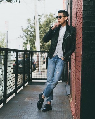 Comment porter un pull en v sans manches pour un style decontractés