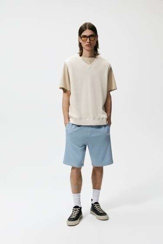 Comment porter un pull en v sans manches à l'adolescence