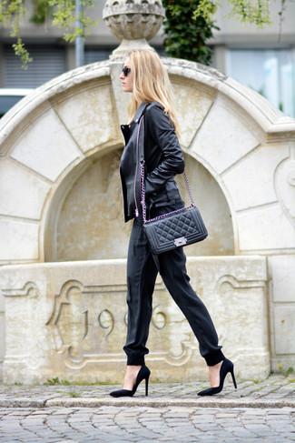 Comment porter un pantalon de jogging quand il fait chaud