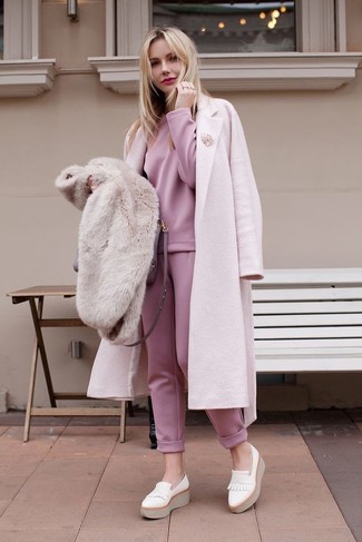 Comment porter un pantalon de jogging au printemps