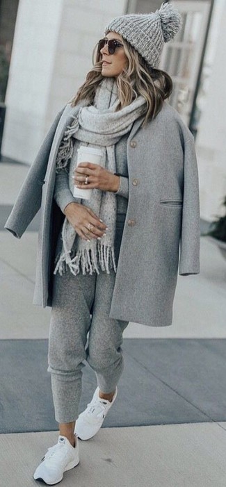 Comment porter un pantalon de jogging au printemps
