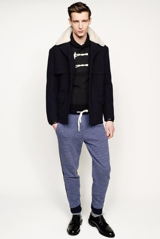 Comment porter un pantalon de jogging pour un style chic decontractés quand il fait froid