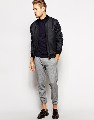 Comment porter un pantalon de jogging pour un style chic decontractés