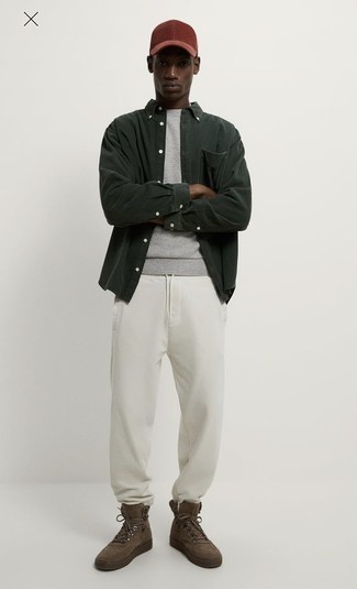 Comment porter un pantalon de jogging avec des bottes de travail