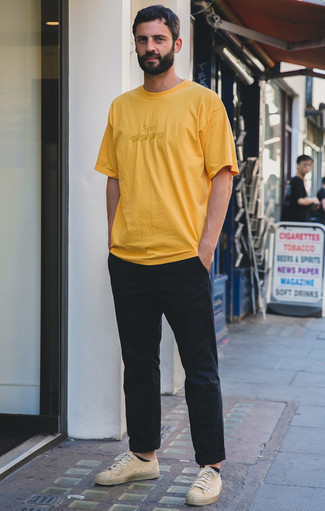 T-shirt à col rond jaune Chloe Nardin