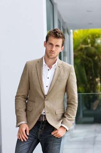 Comment porter un blazer marron clair