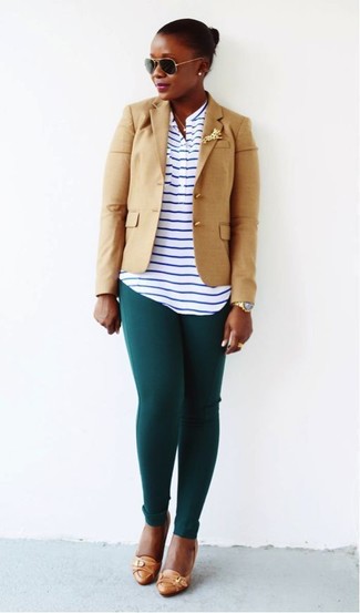 Comment porter un blazer marron clair