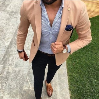 Comment porter un blazer marron clair