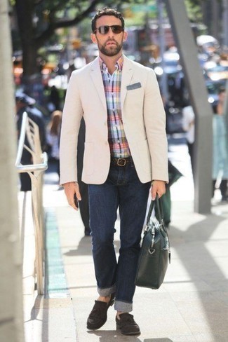 Comment porter un blazer marron clair