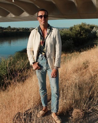 Comment porter un blazer marron clair