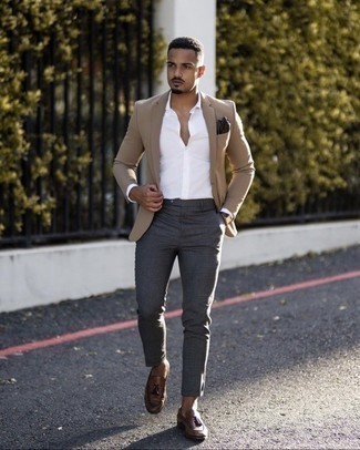 Comment porter un blazer marron clair