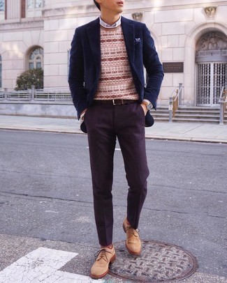 Comment porter des chaussures brogues marron clair pour un style chic decontractés en automne