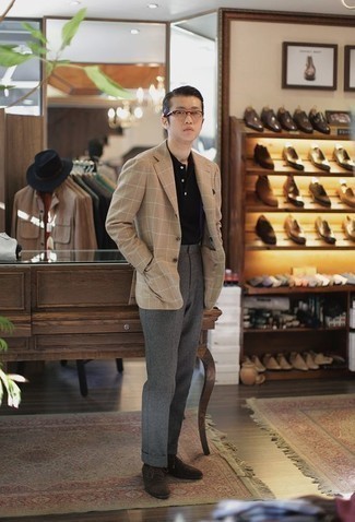 Comment porter un blazer à carreaux marron clair