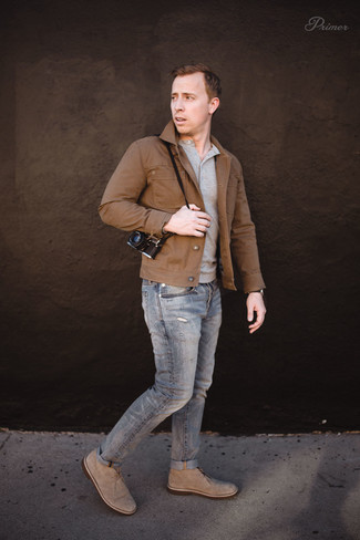 Comment porter des bottines chukka marron clair en automne