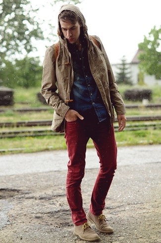 Comment porter des bottines chukka marron clair en automne