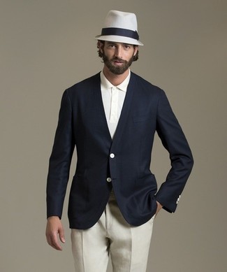 Comment porter un chapeau marron clair