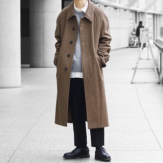 Comment porter un manteau en pied-de-poule marron clair