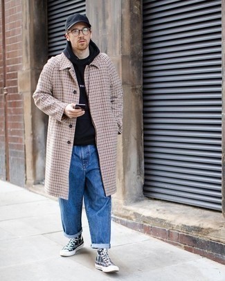 Comment porter un manteau en pied-de-poule marron clair en automne