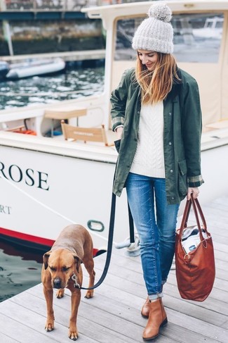 Comment porter des bottines en cuir marron clair